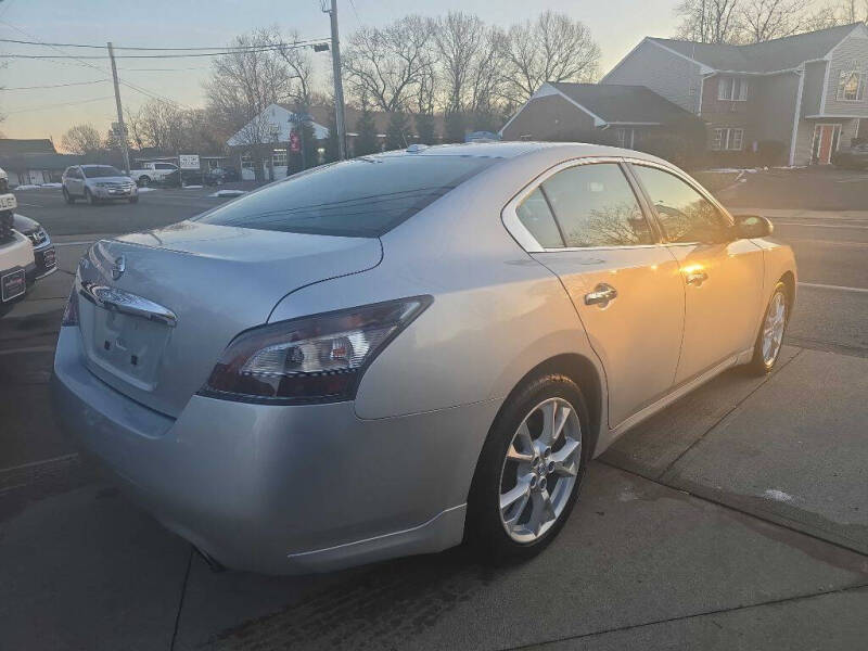 2012 Nissan Maxima