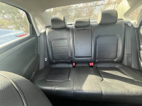 2014 Volkswagen Passat 1.8T SE PZEV