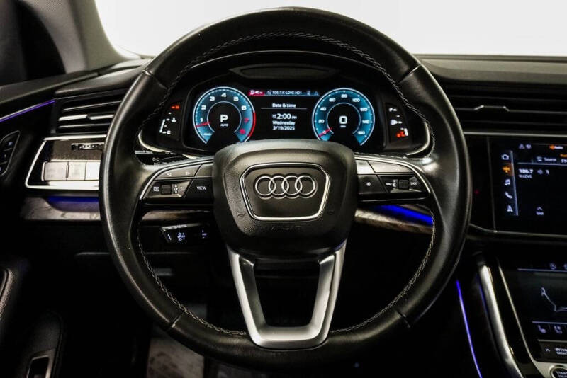 2022 Audi Q8 quattro Premium Plus 55 TFSI