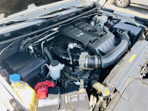 2022 Nissan Frontier S