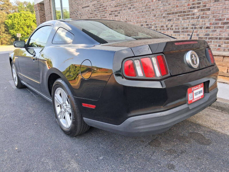 2010 Ford Mustang V6