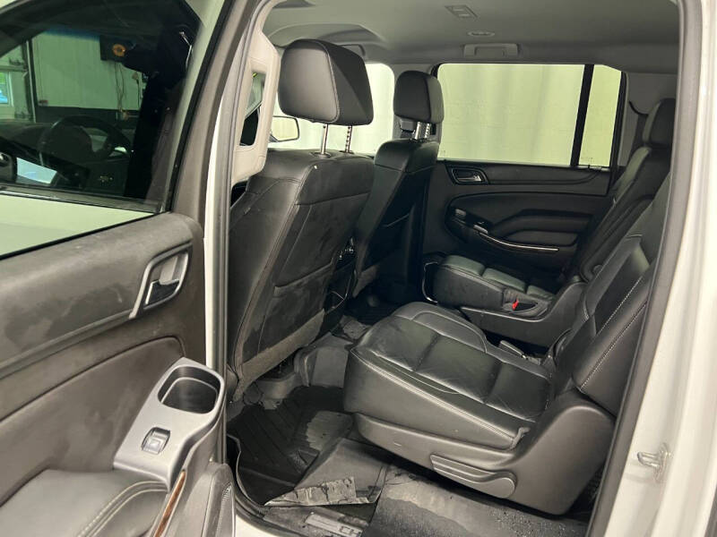 2017 Chevrolet Suburban LT