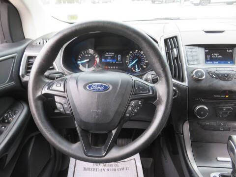 2017 Ford Edge SE