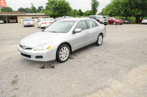 2006 Honda Accord for sale at RICHARDSON MOTORS in Anderson SC
