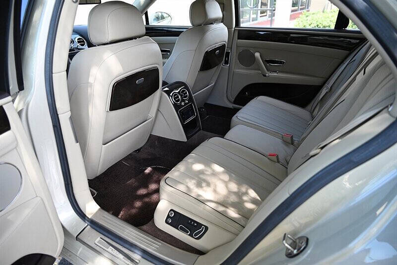 2014 Bentley Flying Spur 33