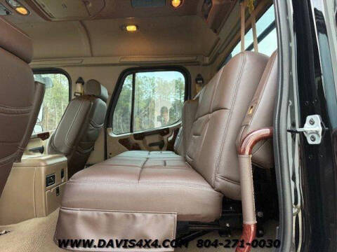 2008 Freightliner M2 106