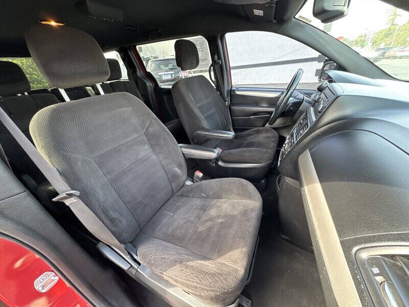 2014 Dodge Grand Caravan SE