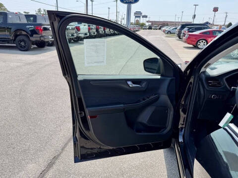 2025 Ford Escape Plug-In Hybrid PHEV