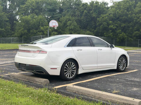 2017 Lincoln MKZ Select