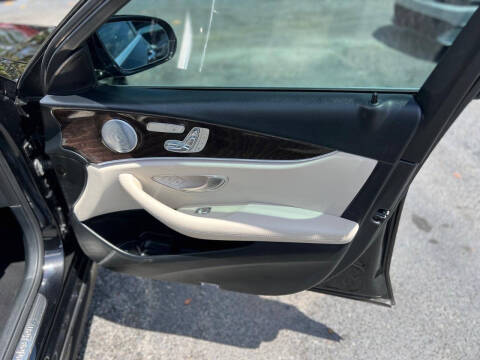 2019 Mercedes-Benz E-Class E 300