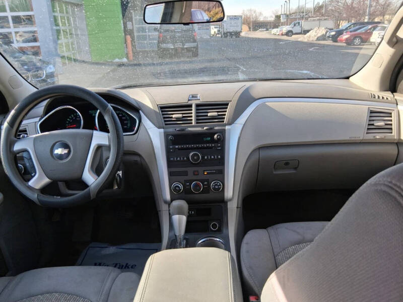 2010 Chevrolet Traverse LS