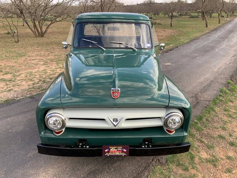 1953 Ford F-100