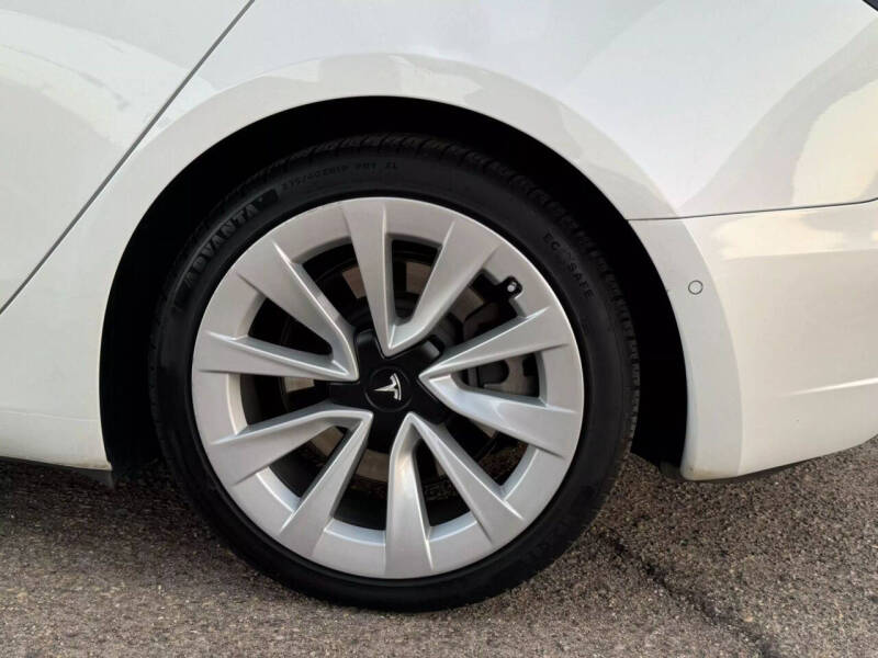 2021 Tesla Model 3 Standard Range Plus