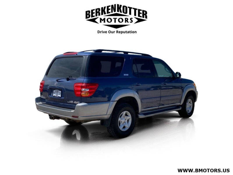 2002 Toyota Sequoia SR5