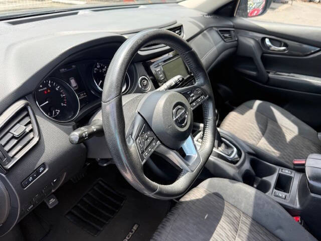 2019 Nissan Rogue S