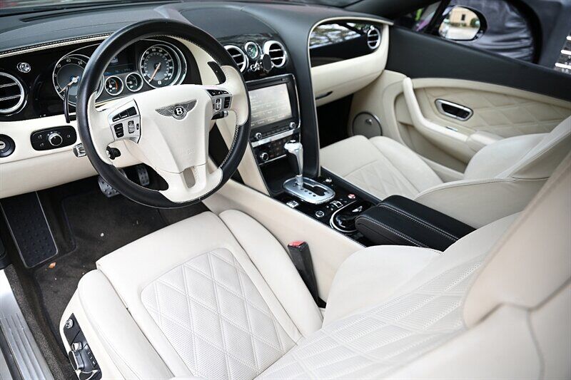 2014 Bentley Continental 24