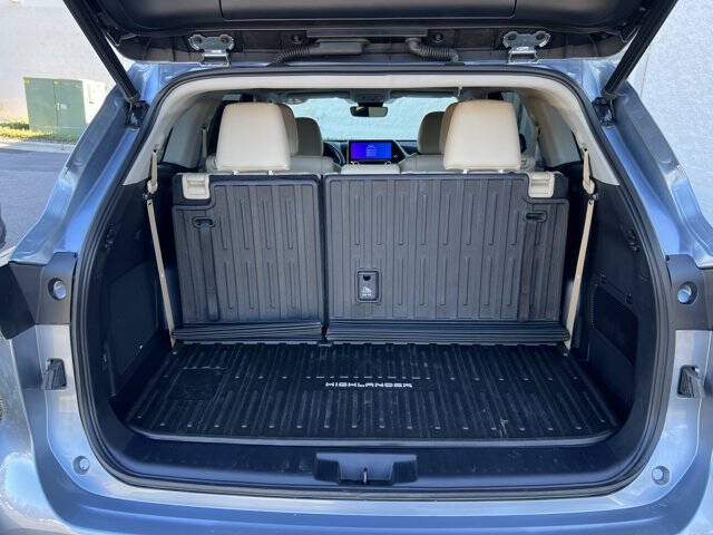 2023 Toyota Highlander Hybrid Limited