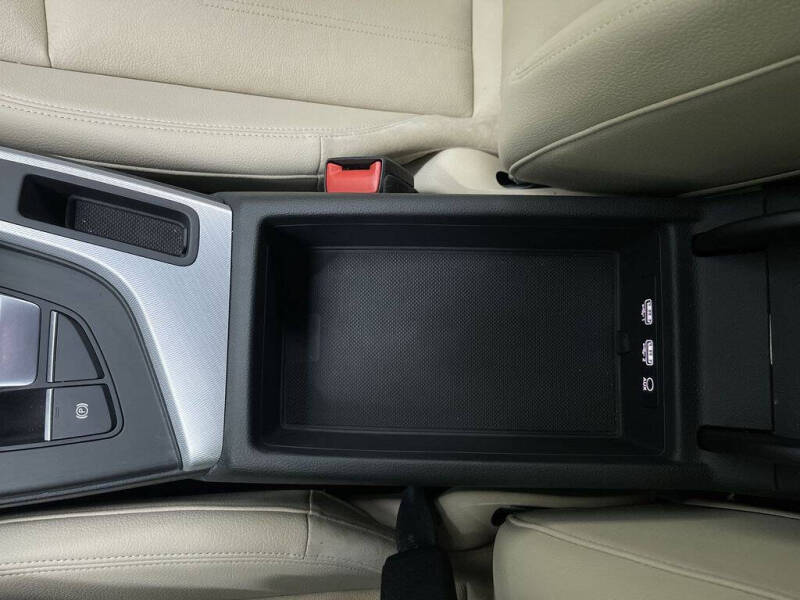 2017 Audi A4 2.0T quattro Premium Plus