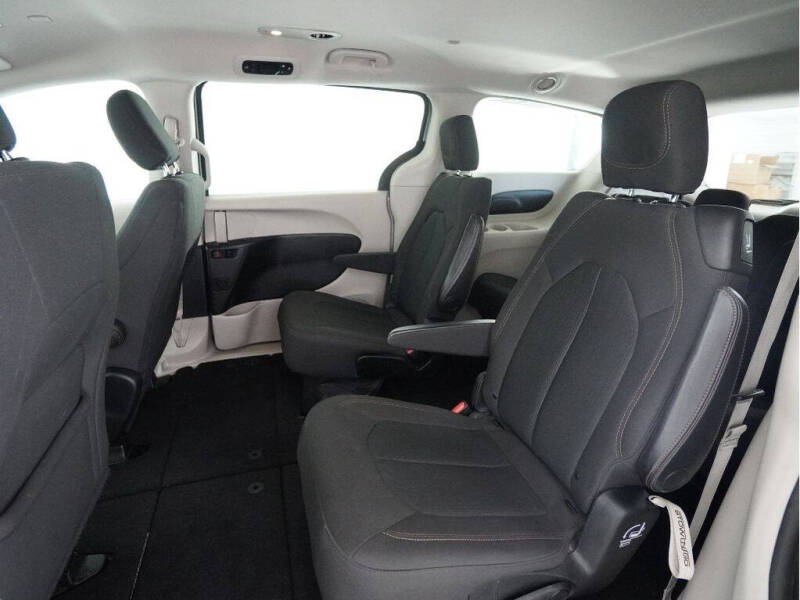 2019 Chrysler Pacifica LX