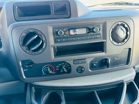 2022 Ford E-Series E-350 SD