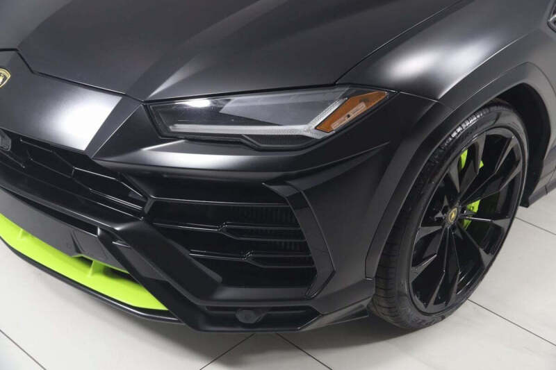 2022 Lamborghini Urus