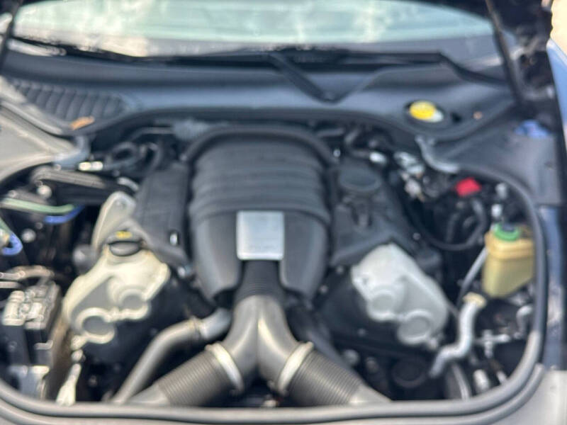 2011 Porsche Panamera 4