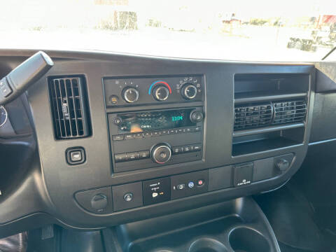 2023 GMC Savana 2500