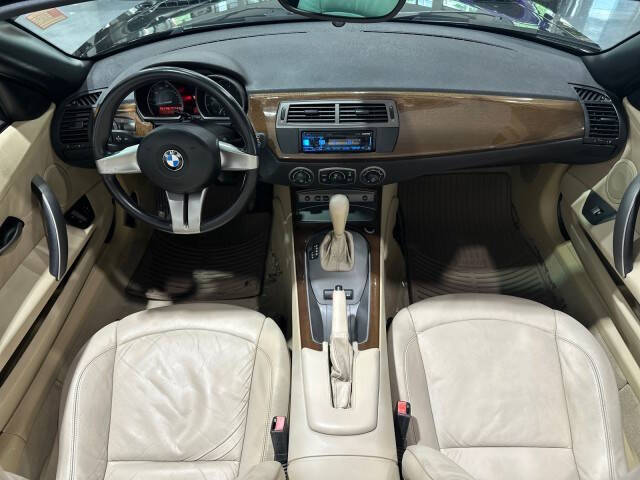 2003 BMW Z4 2.5i
