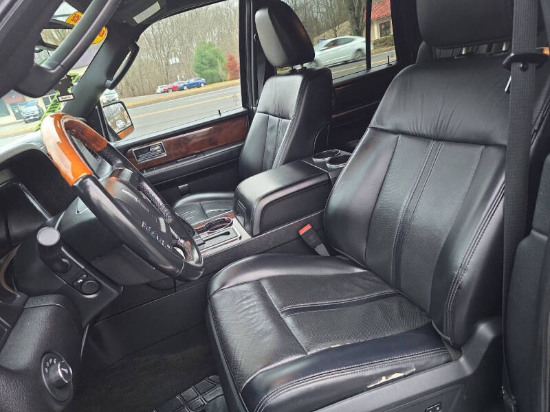 2017 Lincoln Navigator Select