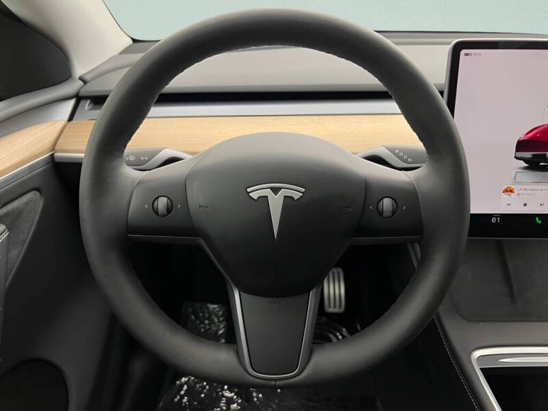 2025 Tesla Model Y Performance