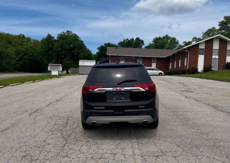 2017 GMC Acadia SLE-2
