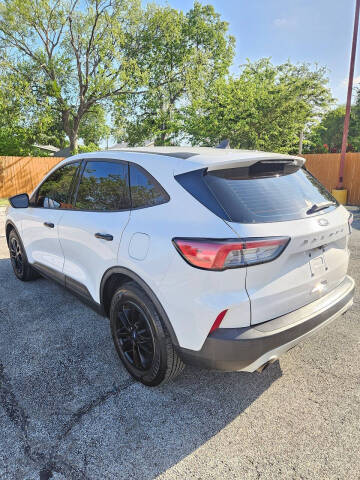 2020 Ford Escape S