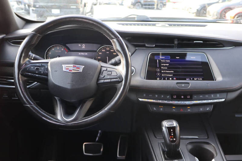 2019 Cadillac XT4 Sport