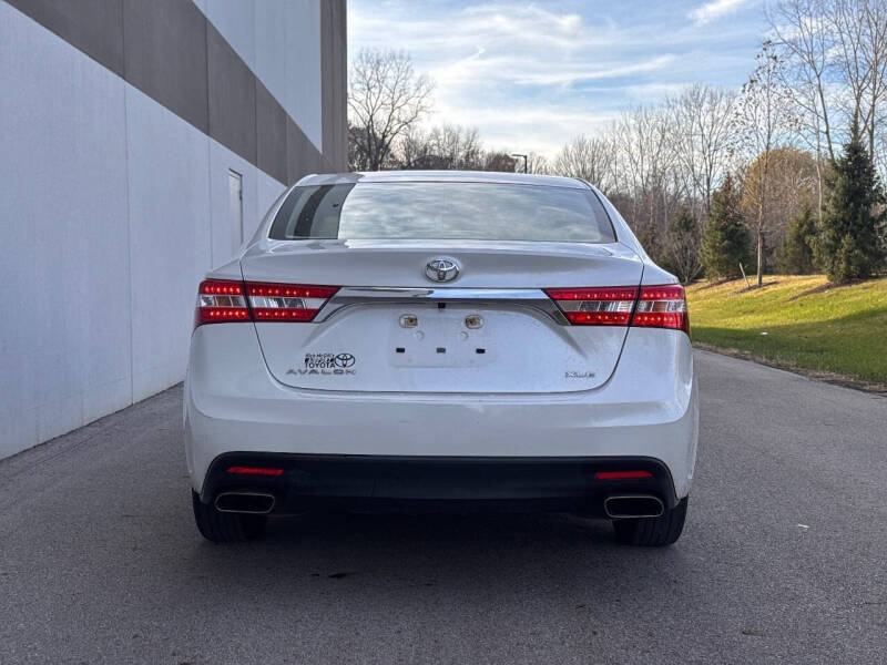 2013 Toyota Avalon XLE Premium