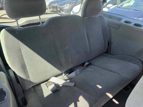 2001 Ford Windstar LX