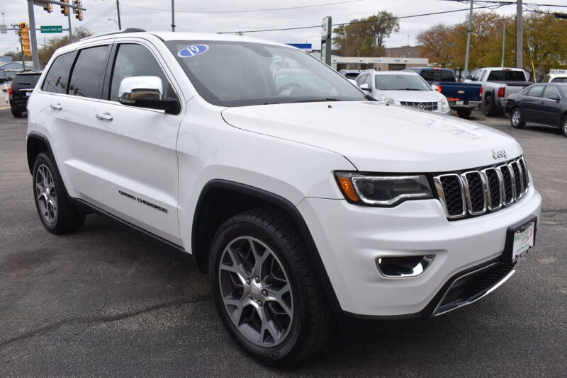 2019 Jeep Grand Cherokee for sale at World Class Motors in Rockford IL