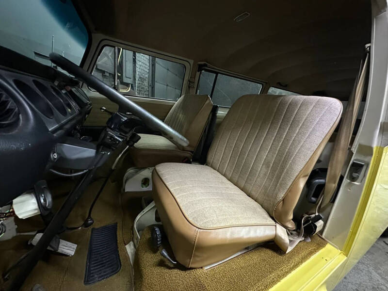 1973 Volkswagen Bus