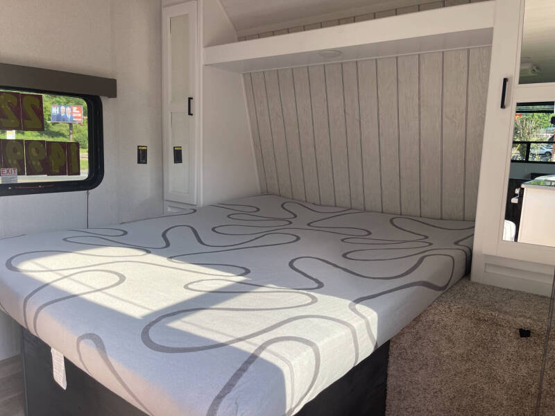 2022 Keystone RV Hideout