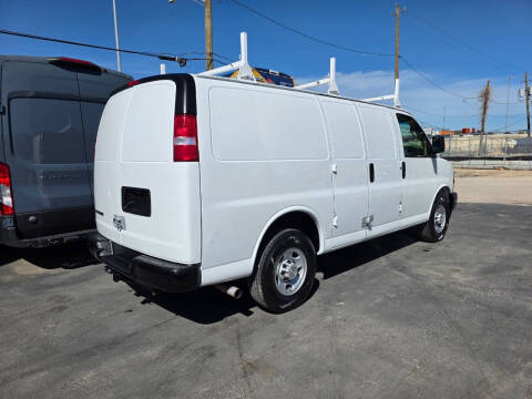 2020 Chevrolet Express 2500