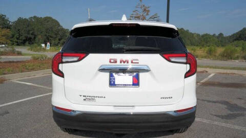 2024 GMC Terrain SLT