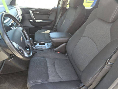 2017 Chevrolet Traverse LT