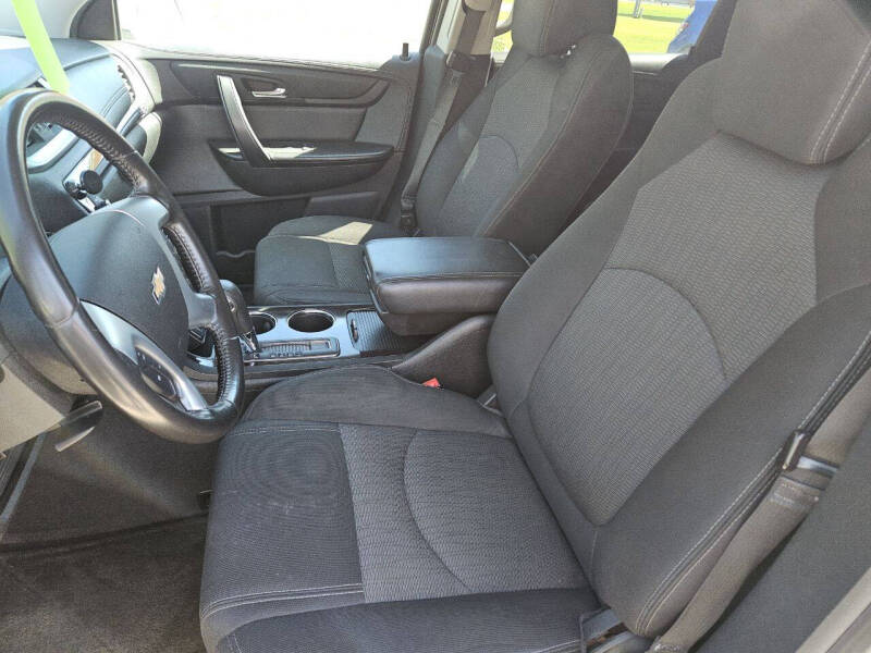 2017 Chevrolet Traverse LT