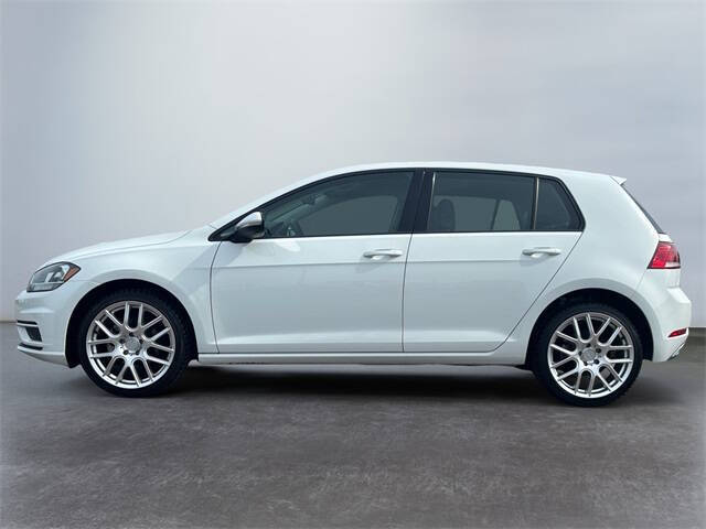 2021 Volkswagen Golf TSI