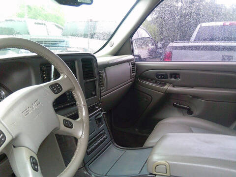 2004 GMC Yukon Denali