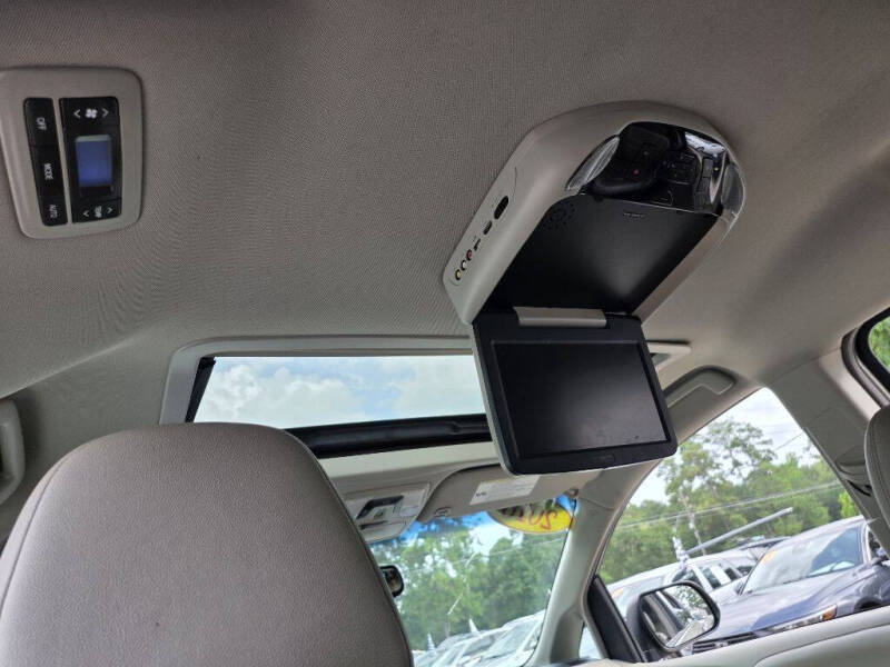 2016 Toyota Sienna