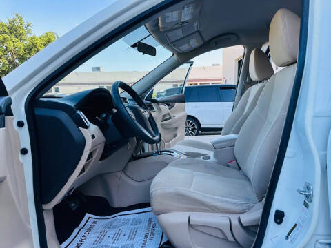2016 Nissan Rogue S