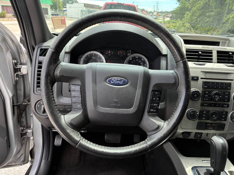 2009 Ford Escape XLT