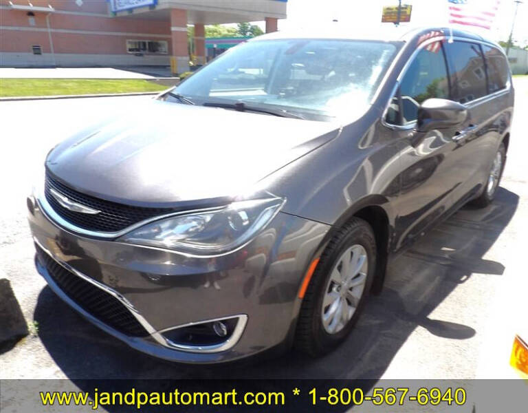 2019 Chrysler Pacifica Touring Plus