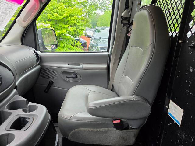 2005 Ford E-Series E-350 SD