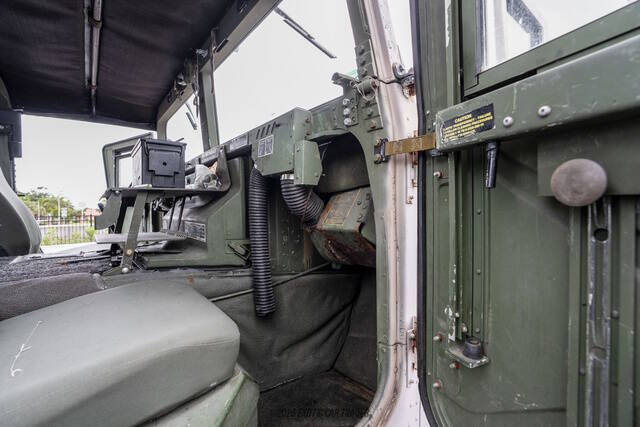 1987 AM General Hummer